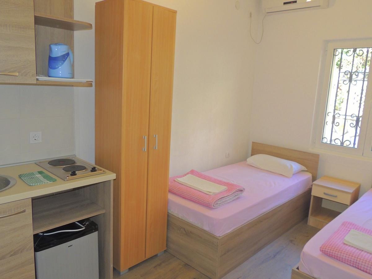 Guest House Jelena Будва Екстериор снимка